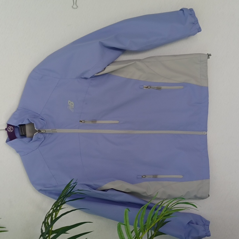 New Balance Lightweight Jacket, Multiple Pockets,… - image 1